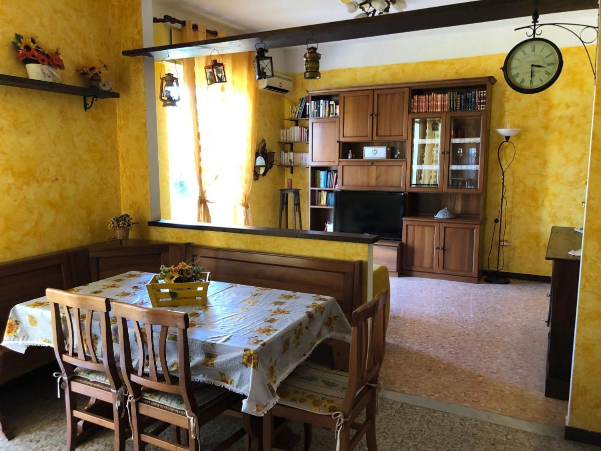 La Casa Di Marco Imperia Exterior foto